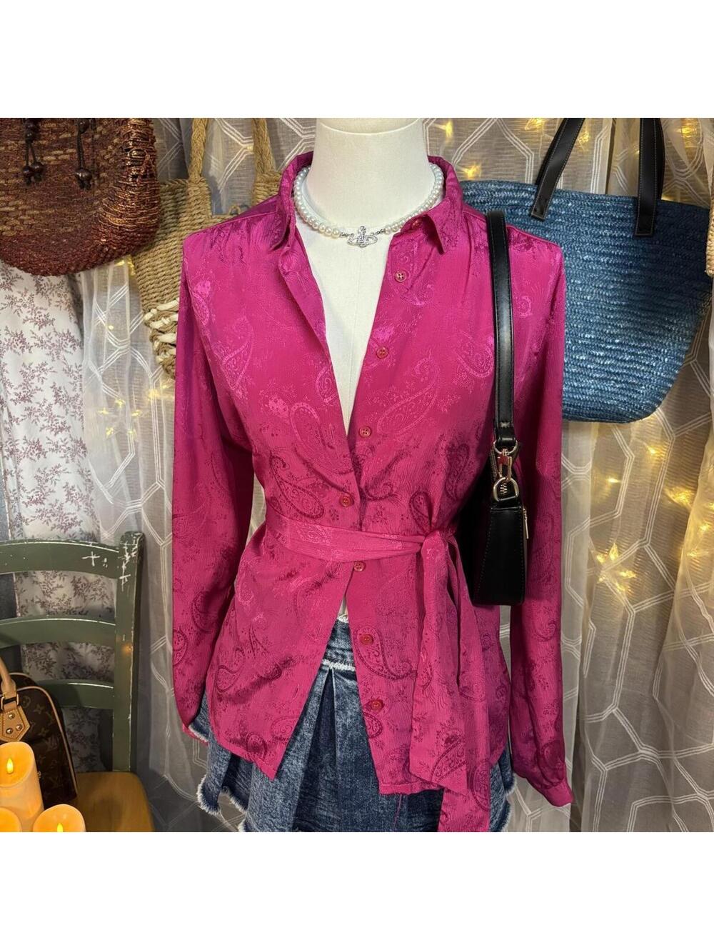 Vintage Passion Traveler Made in Yugoslavia Fuchsia Paisley Blouse 80 Barbiecore